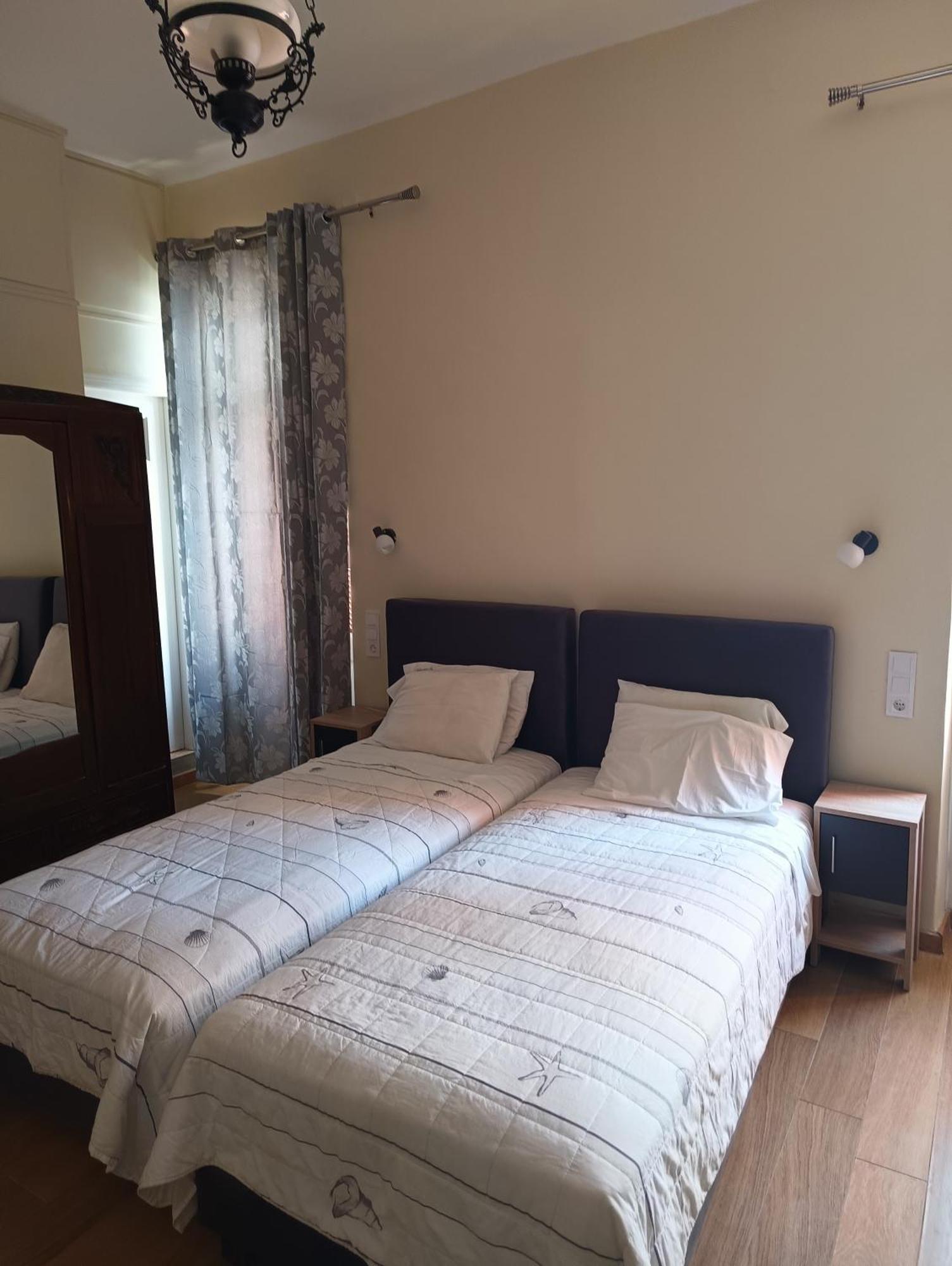 Anesis Hotel Loutra Aidhipsou Exteriör bild