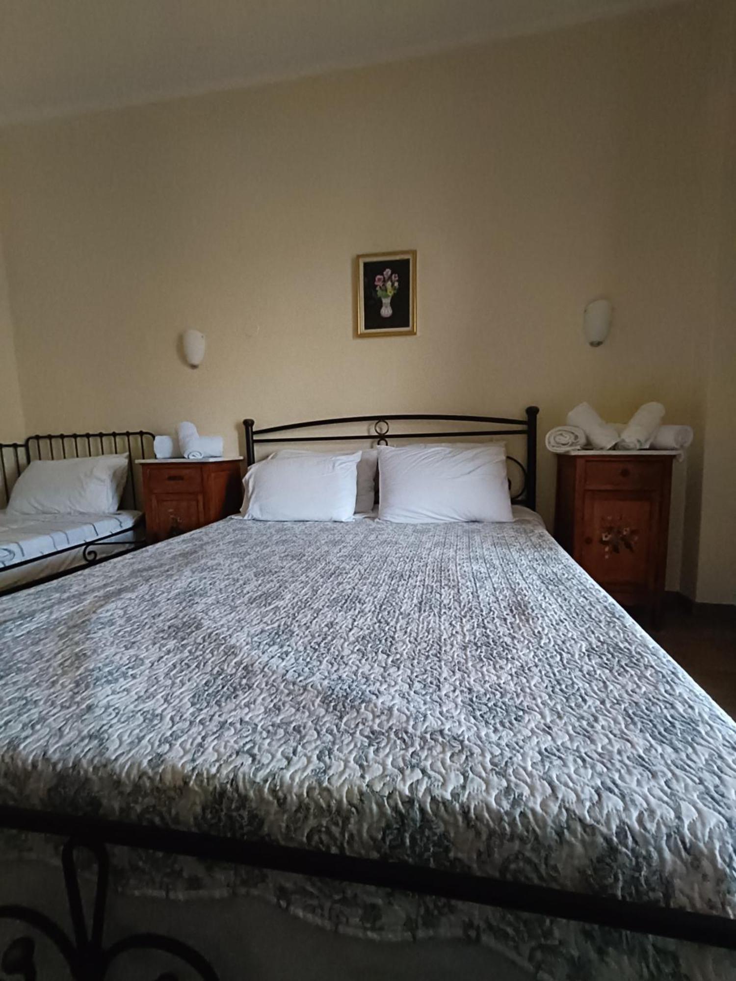 Anesis Hotel Loutra Aidhipsou Exteriör bild
