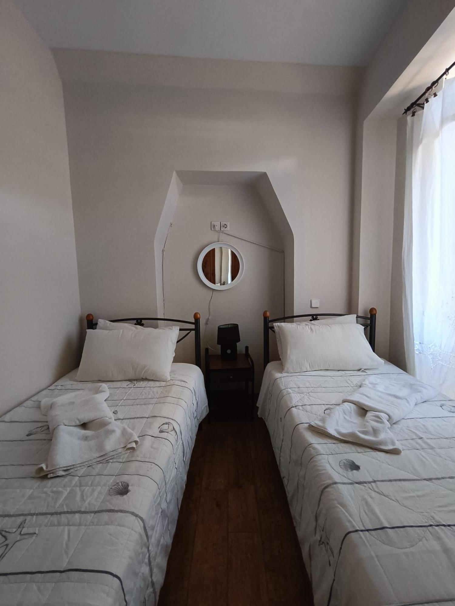 Anesis Hotel Loutra Aidhipsou Exteriör bild
