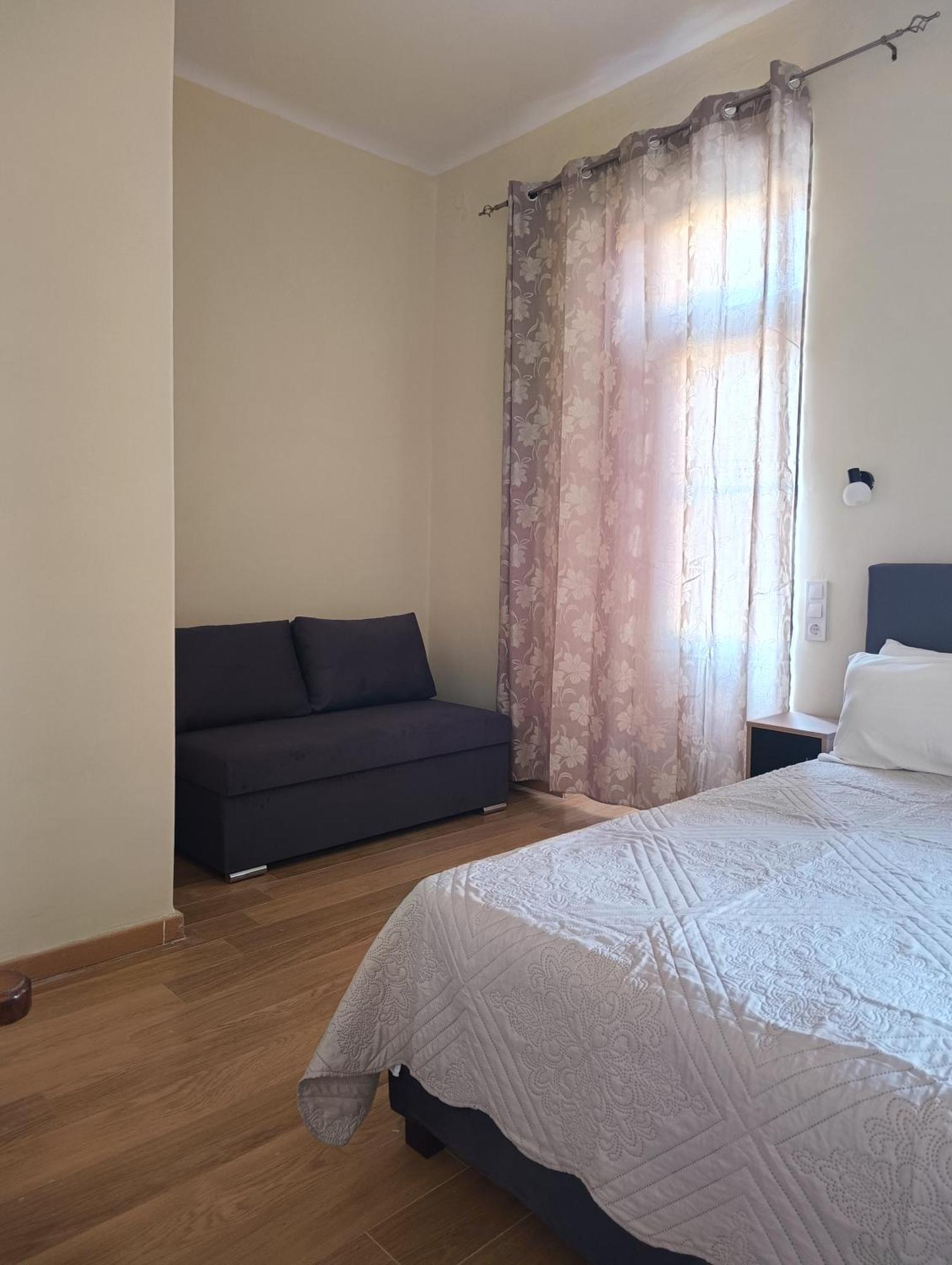 Anesis Hotel Loutra Aidhipsou Exteriör bild