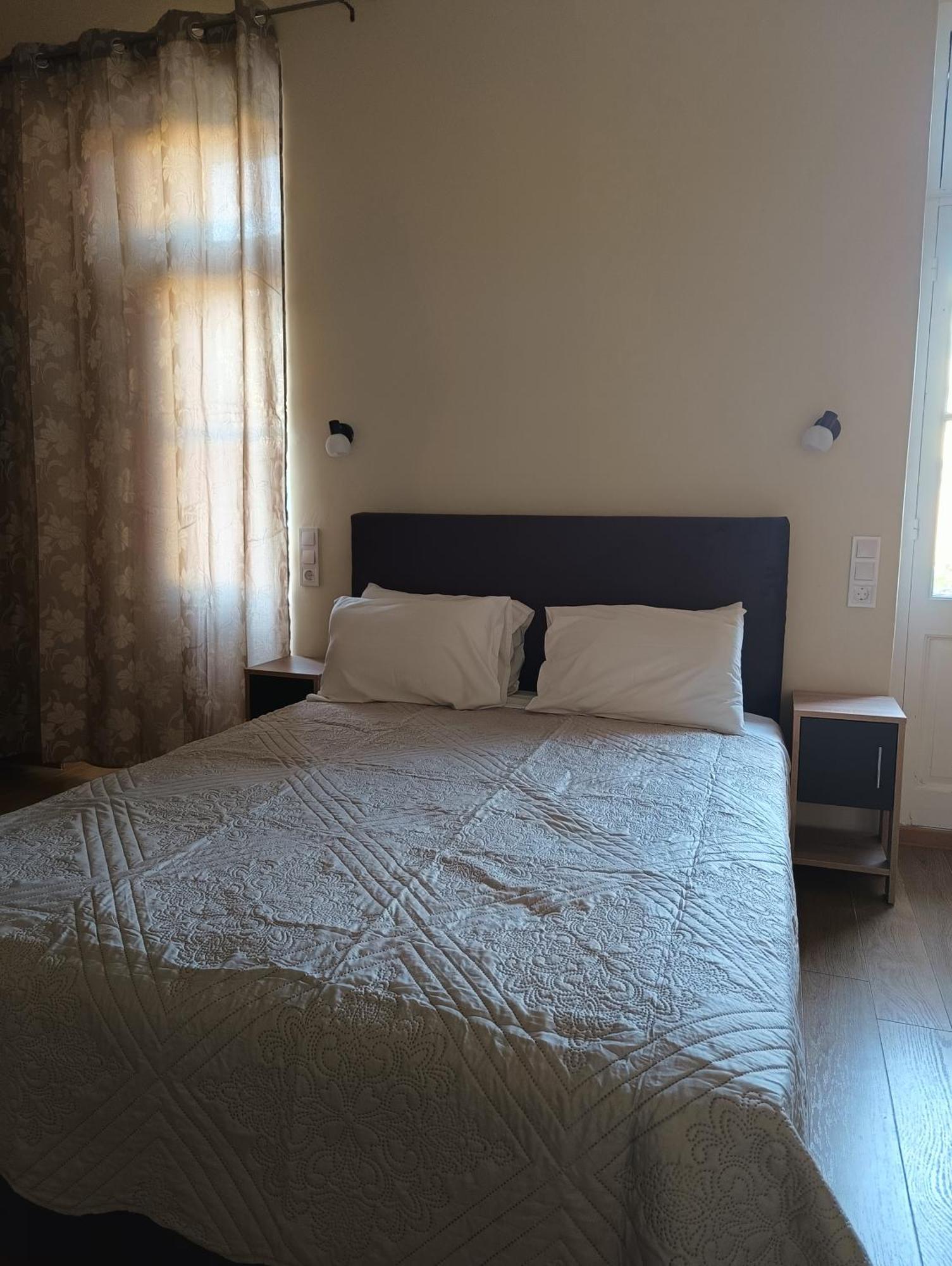 Anesis Hotel Loutra Aidhipsou Exteriör bild