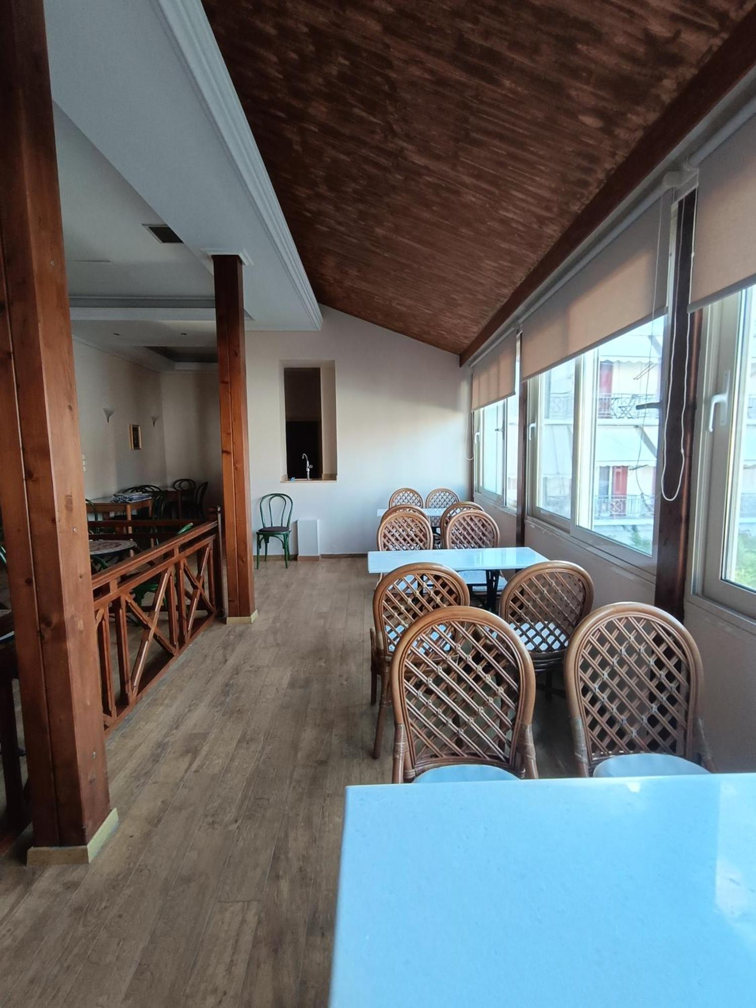 Anesis Hotel Loutra Aidhipsou Exteriör bild