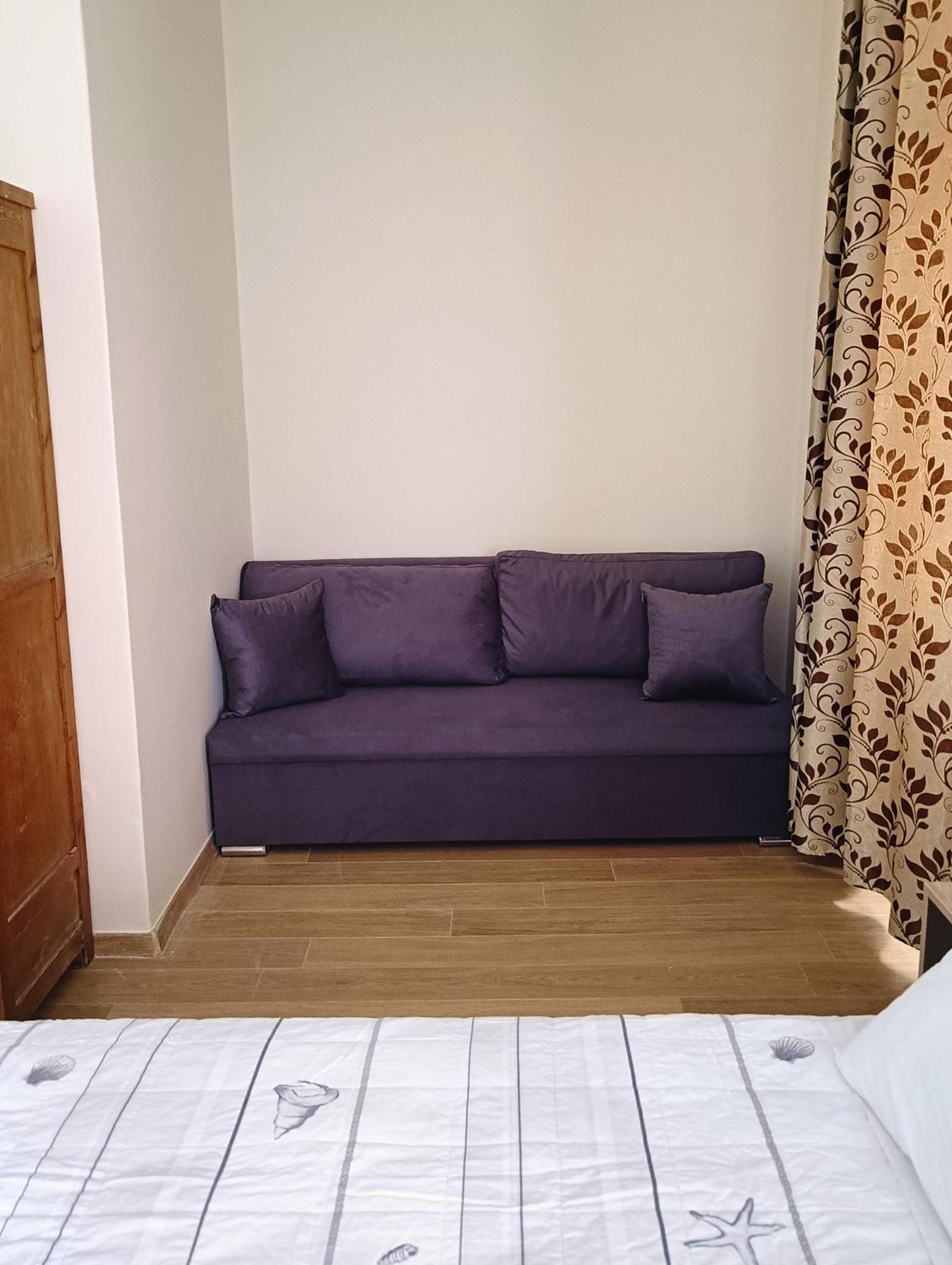 Anesis Hotel Loutra Aidhipsou Exteriör bild